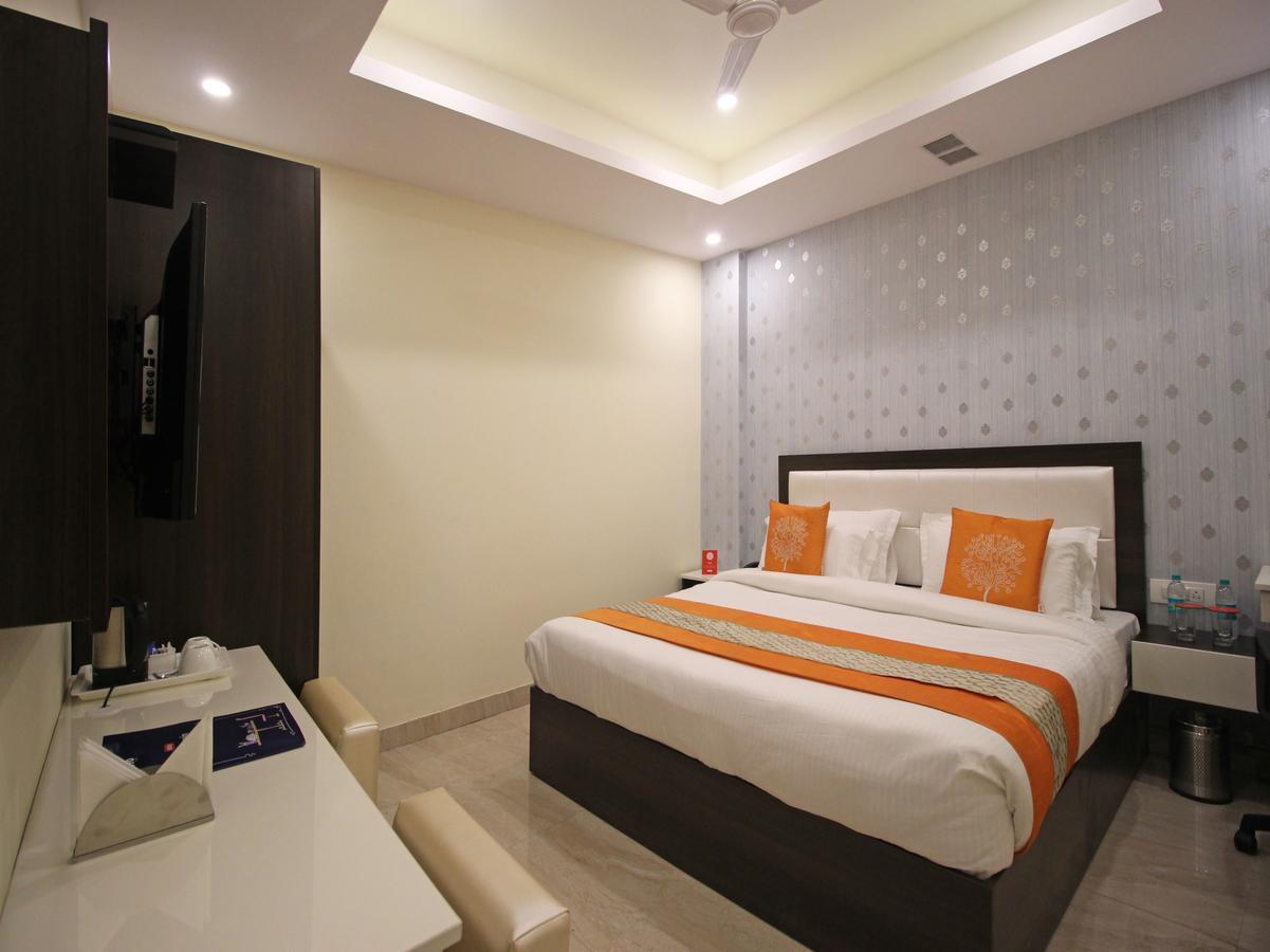 Oyo 8132 Hotel Kukreja Dehradun Exterior photo